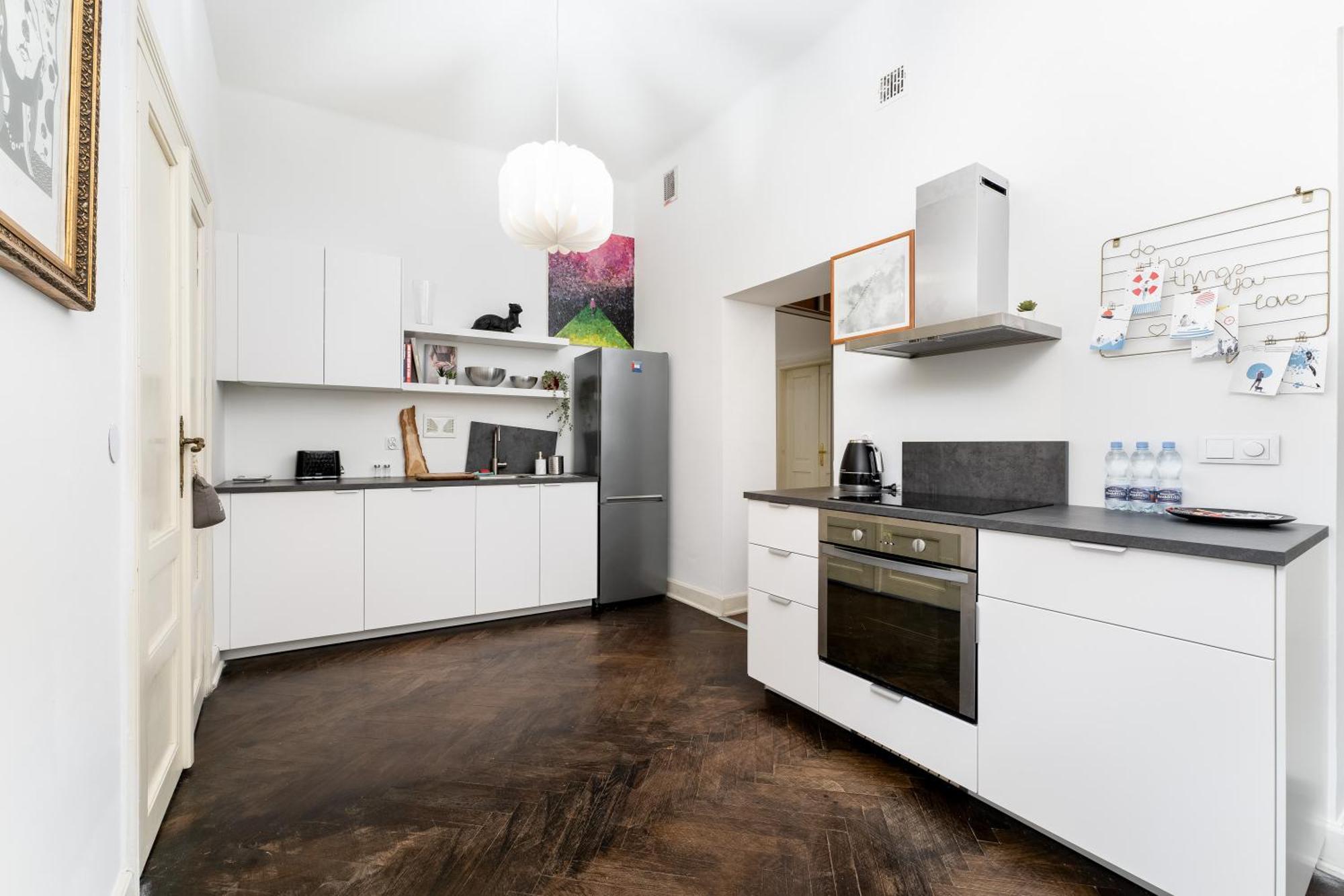 Old Town Spacious Apartment كراكوفيا المظهر الخارجي الصورة