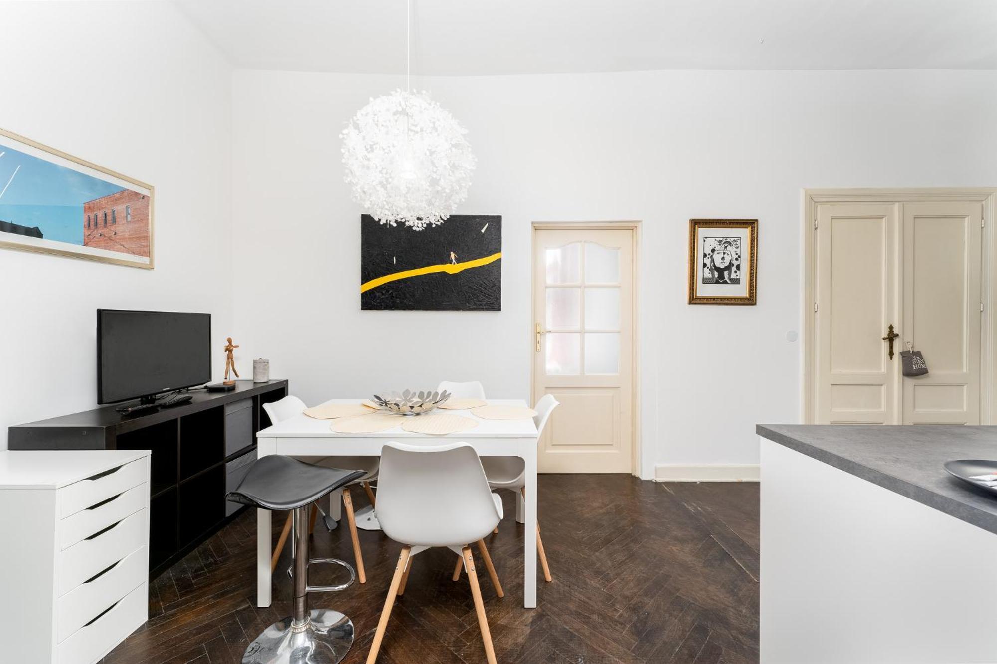 Old Town Spacious Apartment كراكوفيا المظهر الخارجي الصورة