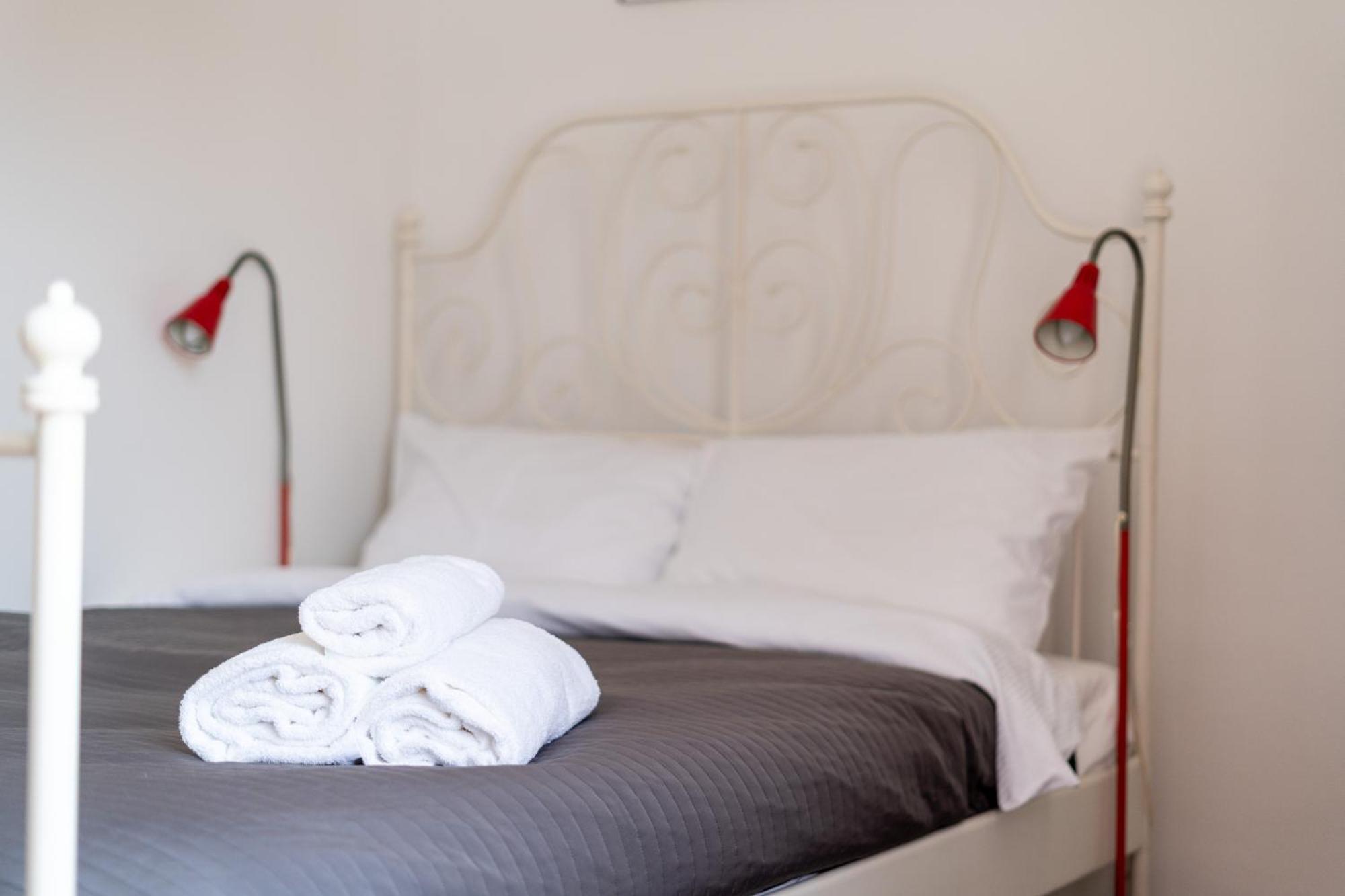 Old Town Spacious Apartment كراكوفيا المظهر الخارجي الصورة
