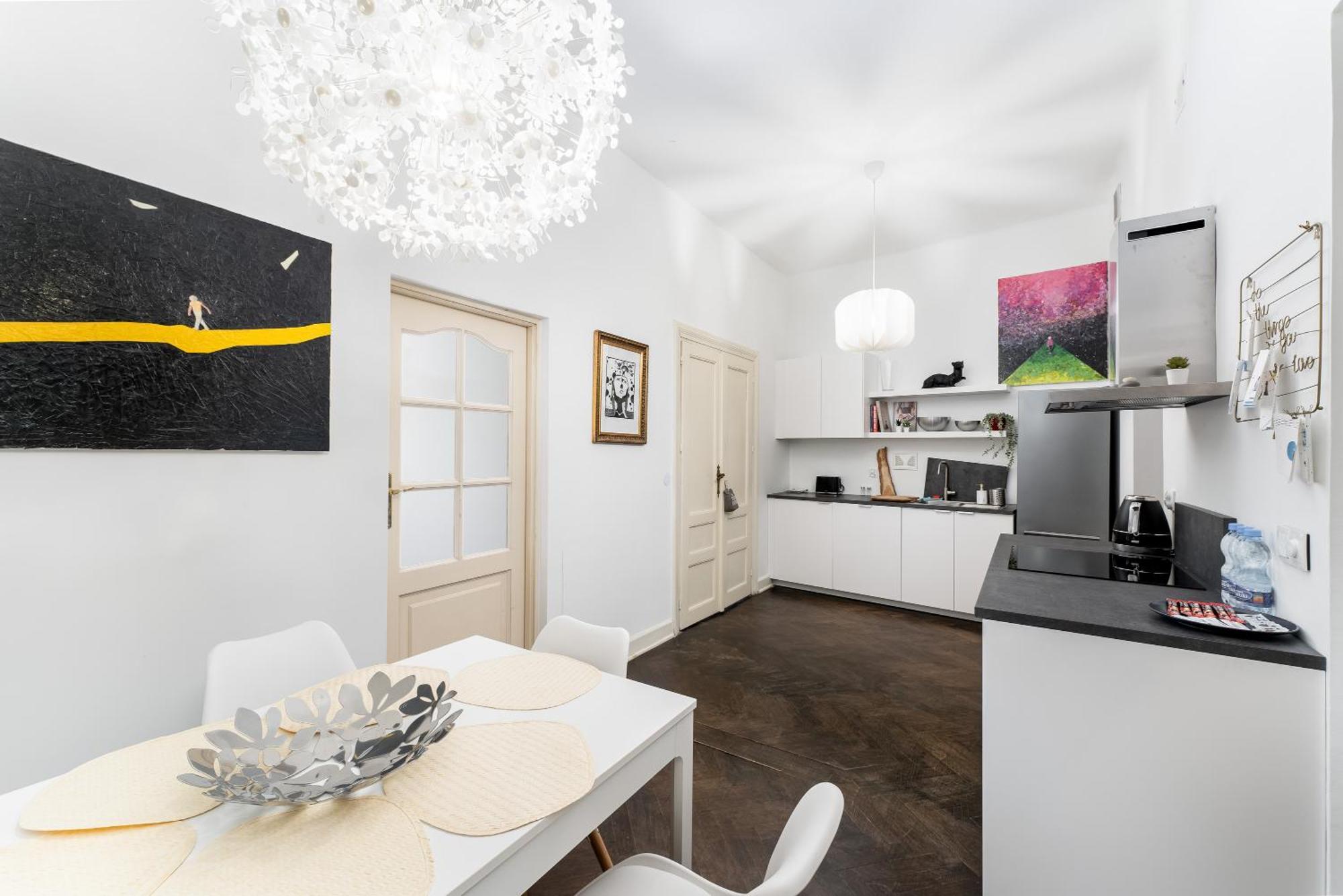 Old Town Spacious Apartment كراكوفيا المظهر الخارجي الصورة