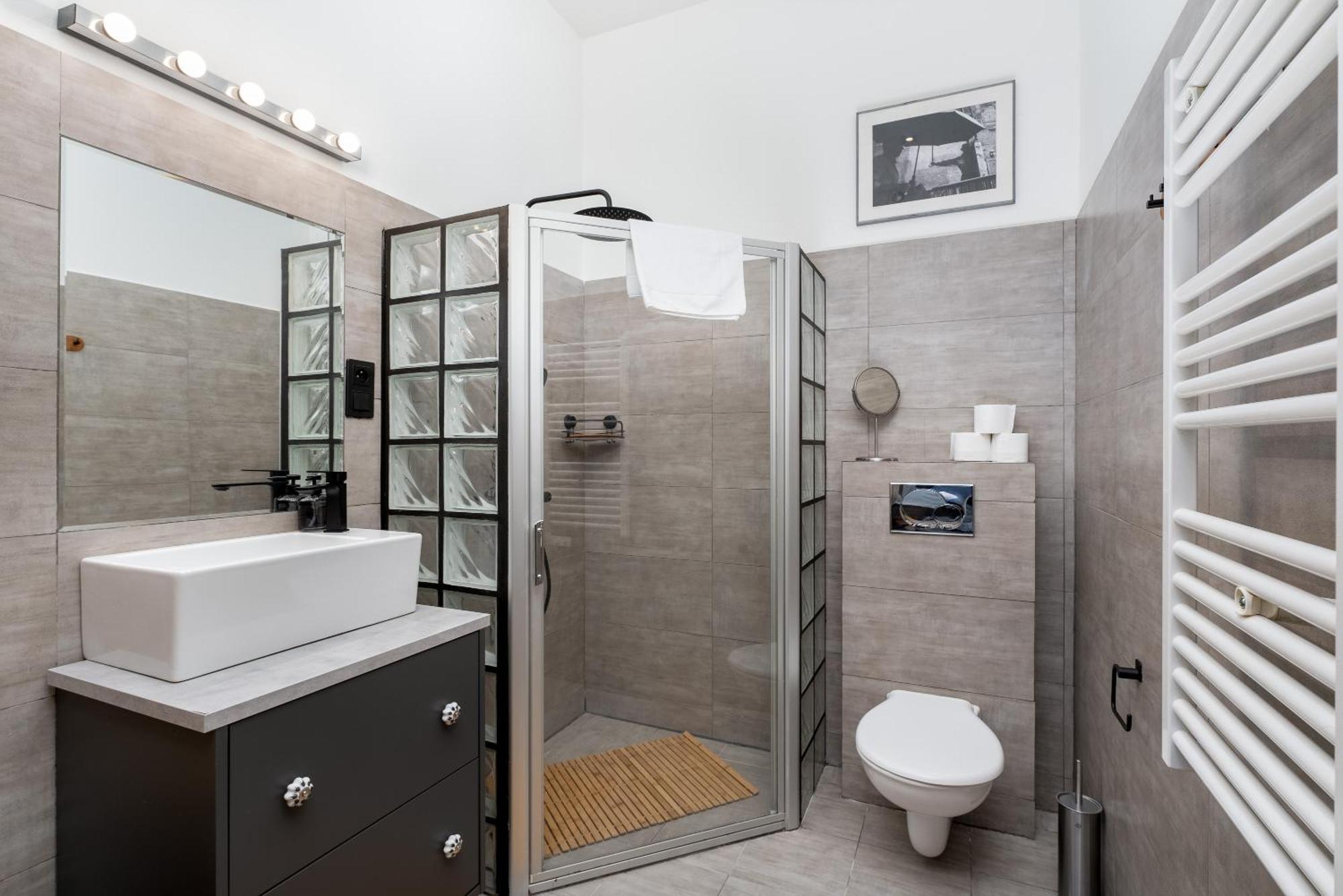 Old Town Spacious Apartment كراكوفيا المظهر الخارجي الصورة